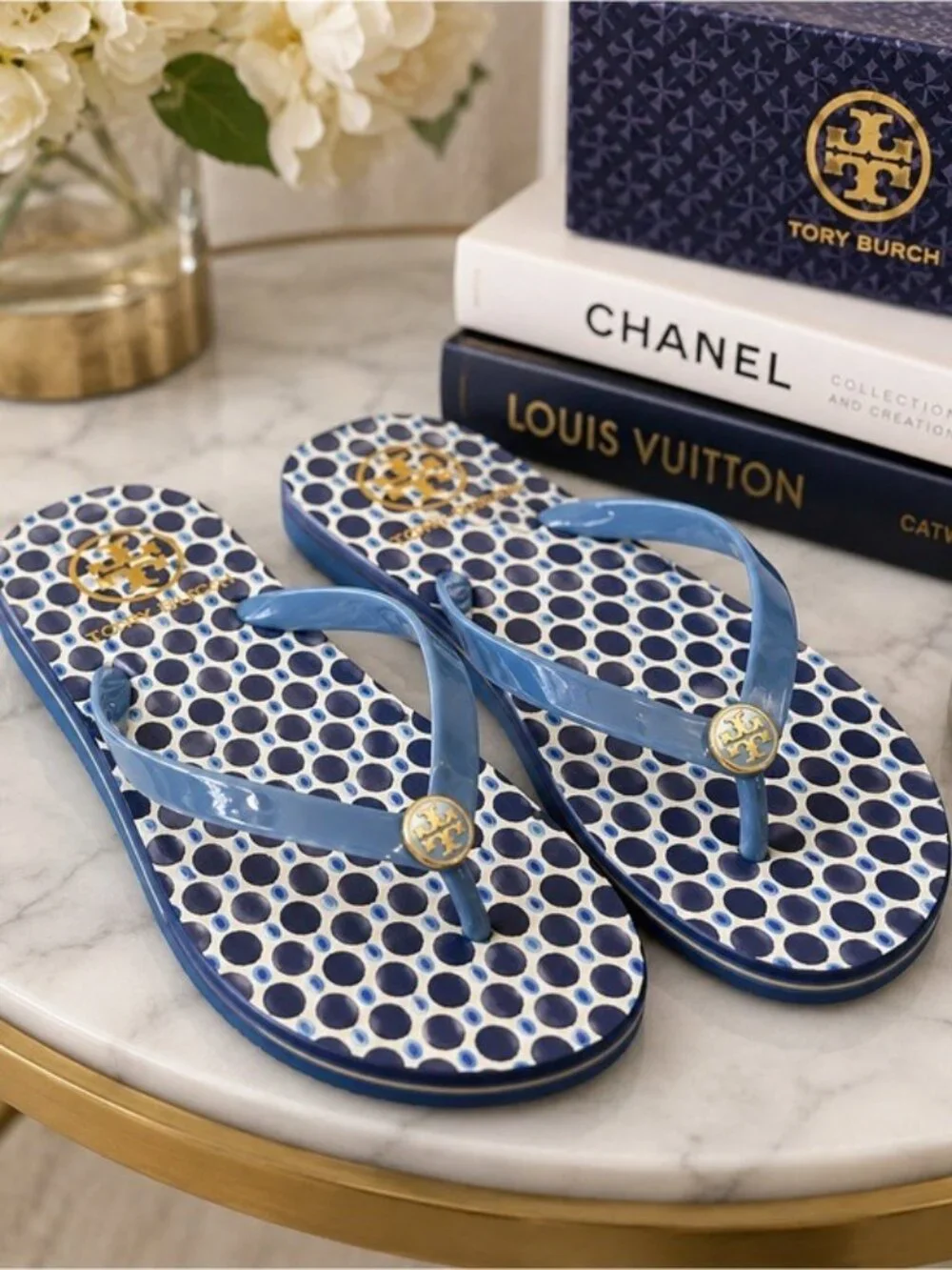 Tory Burch Blue Polka Dot Logo Flip Flops Thong Sandals Women’s Size 9